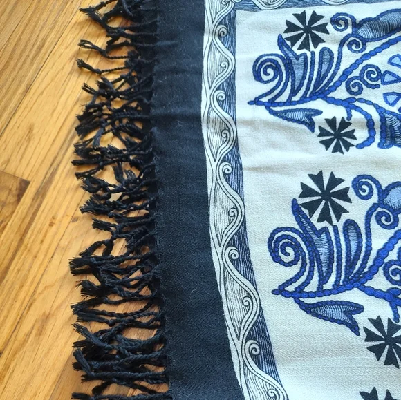Dana Xu WOOL Oversized Scarf Blanket Pashmina Blue Cream Black Wrap Large
